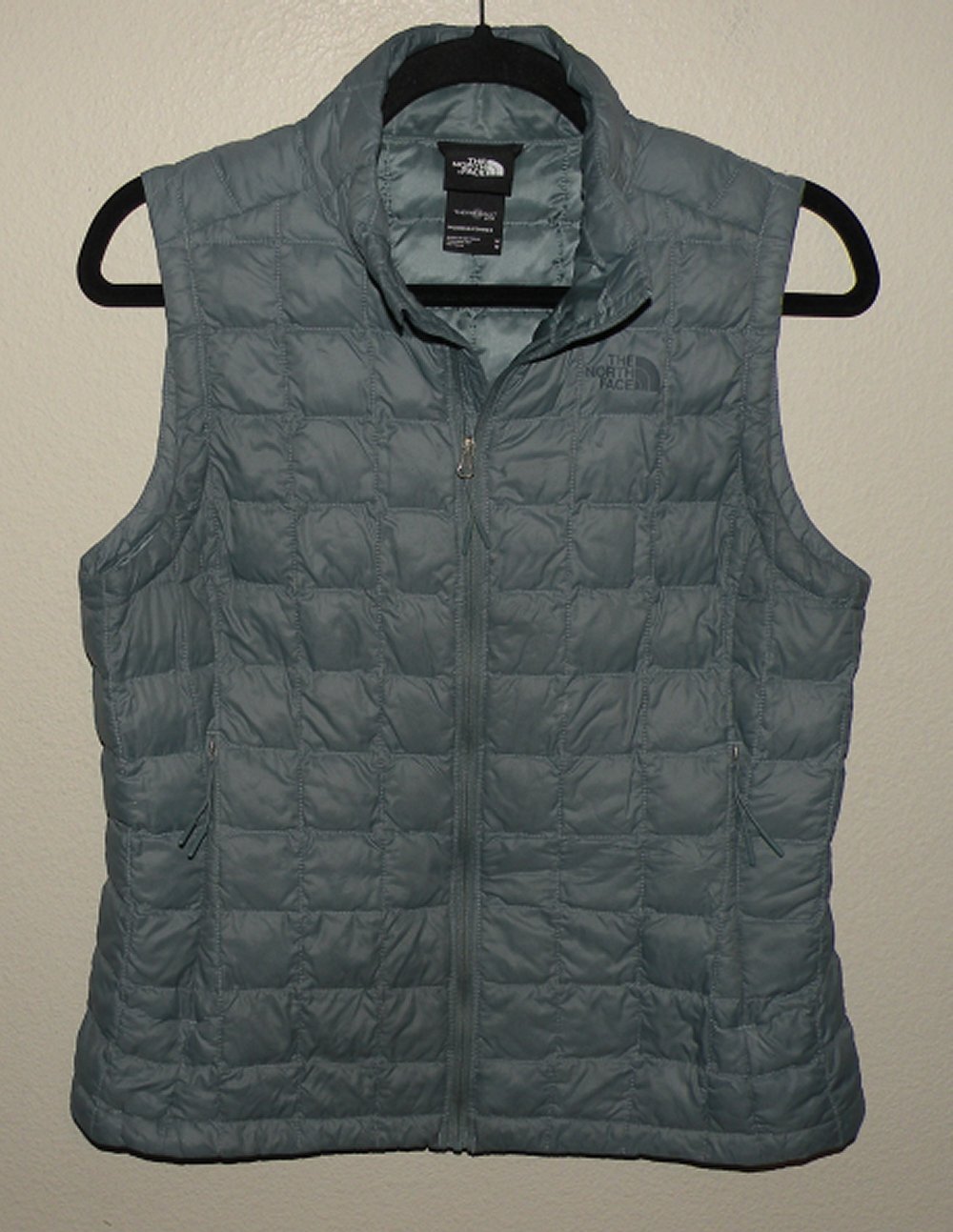 The North Face Thermoball Eco Women's Medium Insulated Nylon Puffer Vest Gray